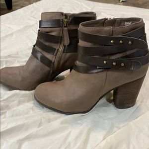 Ankle booties